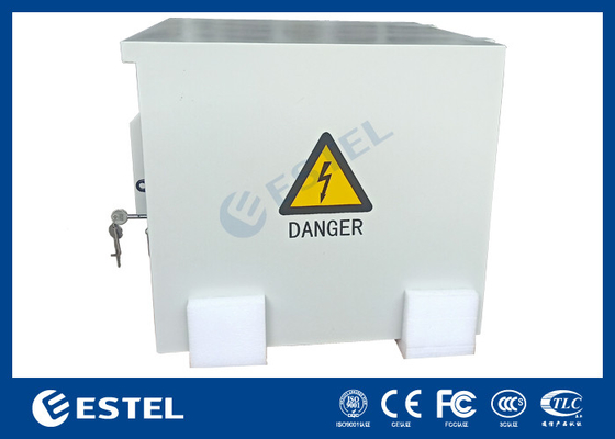 Polyester-Pulverbeschichtung Außen-Telekommunikationsschrank mit zwei AC220V 50Hz-Ventilatoren ET6060500A-9U