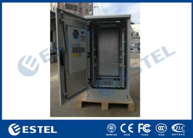 Die Klimaanlage, die Telekommunikations-Kabinett im Freien abkühlt, galvanisierte Stahl mit vorderem/Rückseiten-Zugang