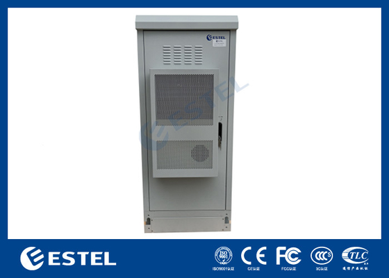 IP55 Batteriekabine mit einer Wand mit Überwachungssystem und Stromverteilung