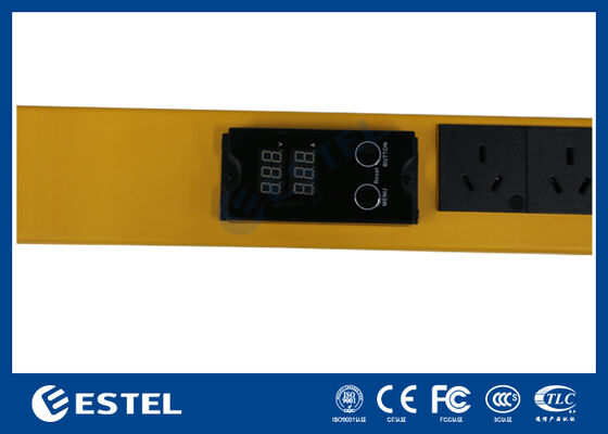 Smart Power Distribution Unit Rack Mount mit integriertem Spannungs- und Stromzähler für eine präzise Überwachung