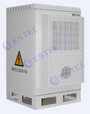 An der Wand befestigte Kabinett-Pole-Berg-Einschließung Equipemnt-Batterie-Stahlart im Freien mit dem Wärmetauscher-Abkühlen